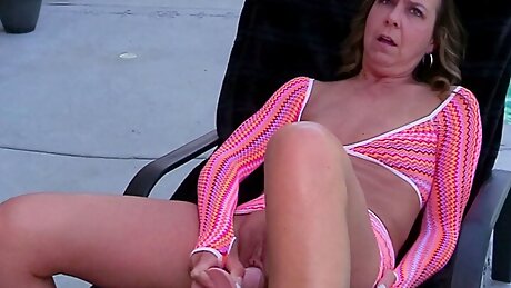 Pool Side Pussy Play