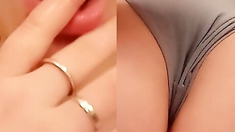 lobe fingers to massage the papillae and ass