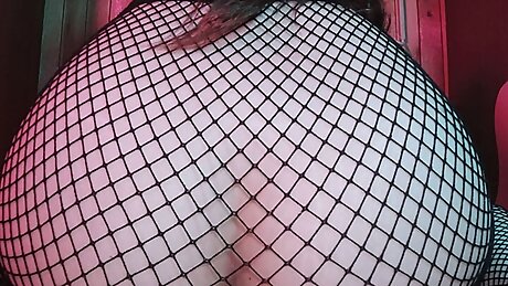 A Different Type Of Yoga - Petite Amateur Dildo Riding Workout