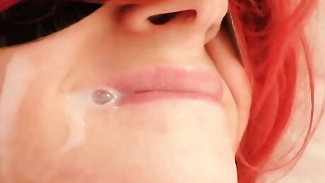 Maja Amateur  's facial