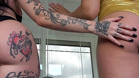 Megan Inky meets Siswet