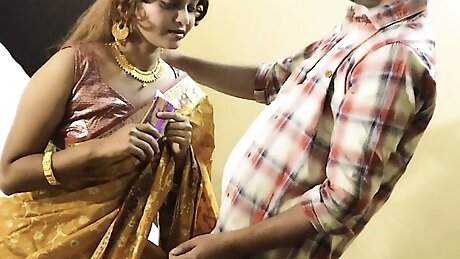 DESI BHABI GOING TO FESTIVAL WITH HER DEBOR JI