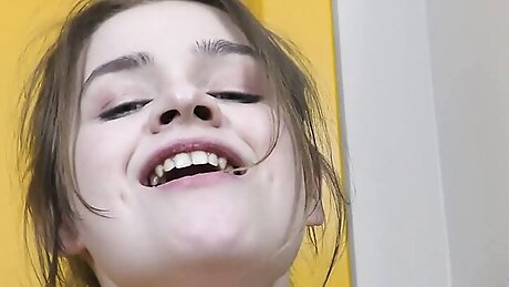 Solo teen brunette, Minni Love is masturbating, in 4K