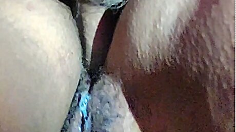 I was so horny that I fucked my ass and had an orgasm and wet my pussy with cum