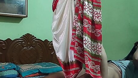 Desi Salu bhabhi Real fuck