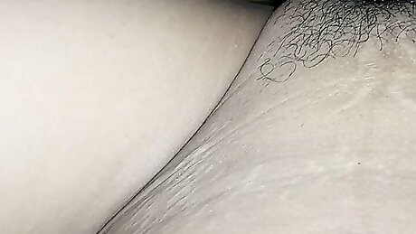 Mere Makan Malik ke ladke ne mujhe chod Diya