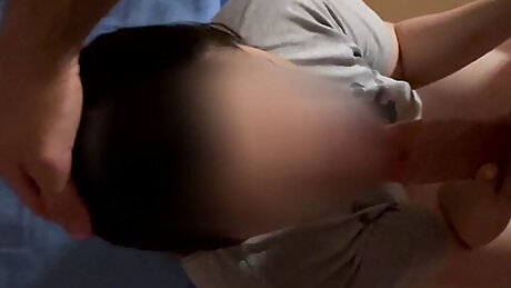 Komsu Kizi Sakso Icin Geldi - Turkish Amateur College Blowjob
