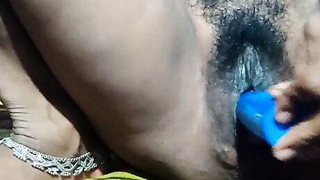 Village bhabhi ki nariyal bottle sex in homemade