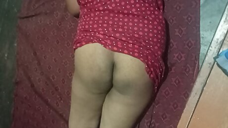 Desi aunty very hard back shot sex with home