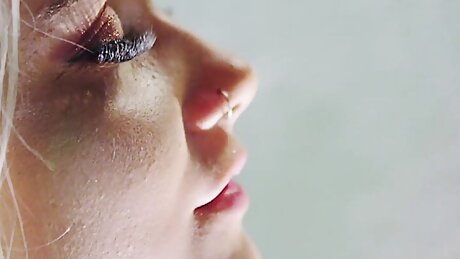 Marilyn Sugar Creampied by the Pool