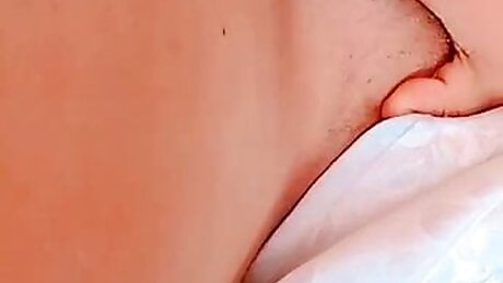 The sweetest pussy, come get your cock inside it