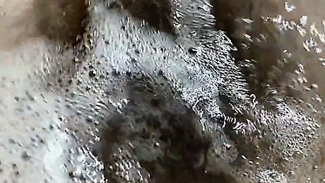 Hairy pussy underwater closeup fetish video