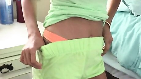 Faketits babe seduces stepdad into blowjob and POV sex