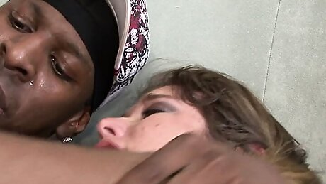 Brunette milf enjoy interracial fuck with bbc lover