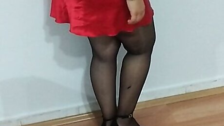 Turkish girl loves erotic shows