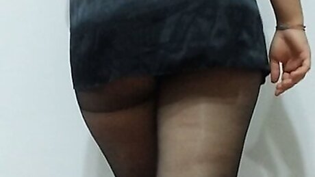 Voluptuous turkish girl