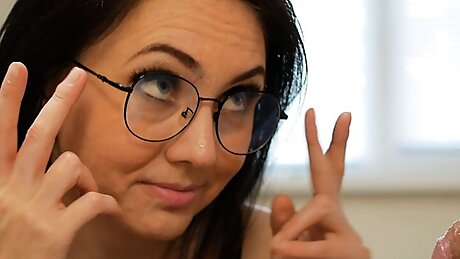 Prurient lover gives hard ass to mouth fuck over gorgeous hussy.