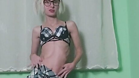 18 year old student very horny and horny, kinky teen erotic sex dance strip