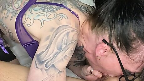 little Milf Aewin deepthroat on Sunny's dick