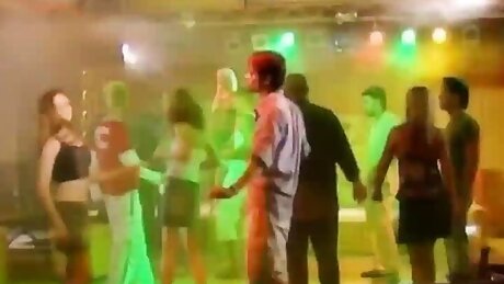 Dirty Money - Episode 1