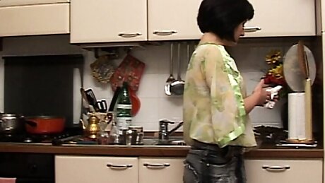 Grossi Cazzi per Troie Eccitate - Episode 3