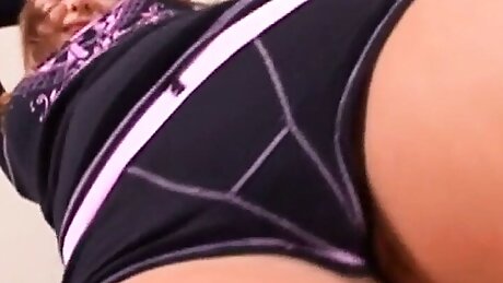 Teen slut gets her pussy fucked by gramps