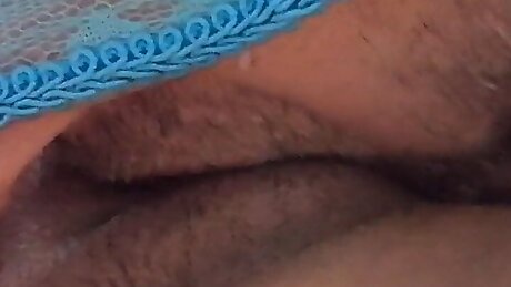 Licking chubby pinay stepdaughter pussy