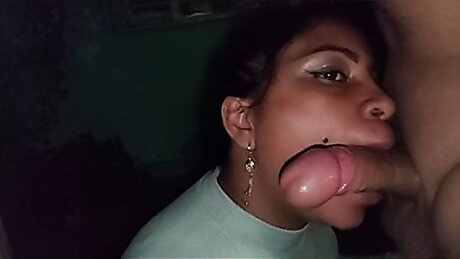 Rica chupada fuera de la fiesta