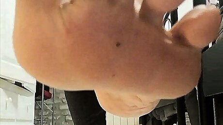 CLEAN MY WORM SHOES - POV