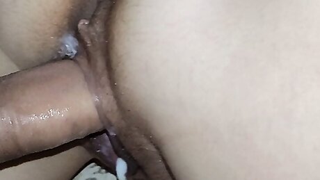 Cum in pussy and continue to fuck
