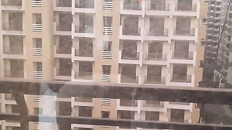 Wife showing her big ass on the balcony clear audio