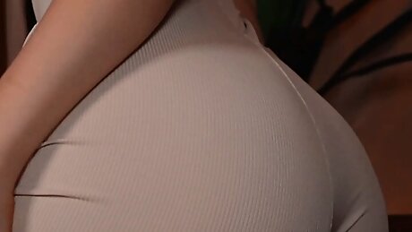 babe in vintage bodysuit and stockings continue masturbating