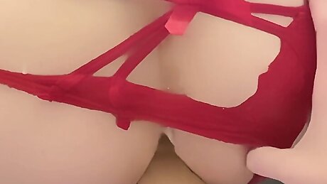 TS SEXYBRODY IN SEXY PANTIES TAKING COCK