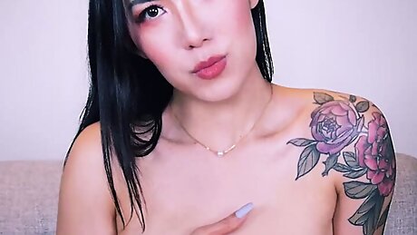 Stupid Boy Full Clip: dominaelara.com