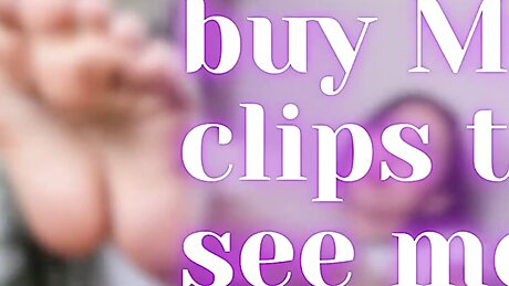 Foot Freak Humiliation Full Clip: dominaelara.com