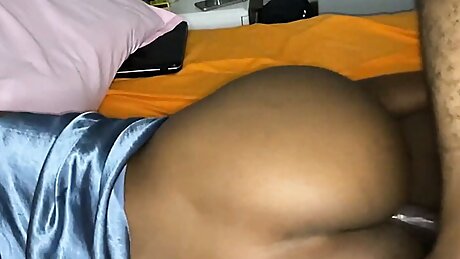 Fucking wet and creamy pussy in the middle of the night