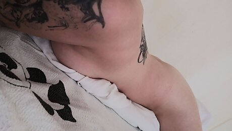 3 inch dildo inside my asshole made me cum 3 times