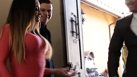 Incredible housewife finally gets a good fuck