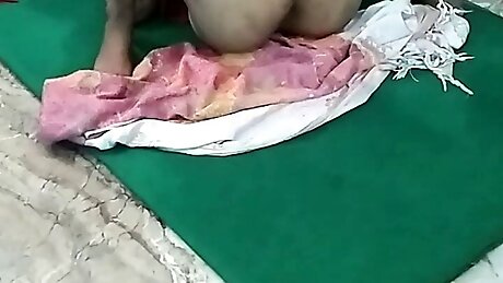 Bhabhi ko desi style mai choda.