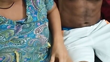 Watching movie that ends in a good blowjob. Pt1