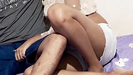 indian college girl fuck with her best friend while her boyfiend in exam