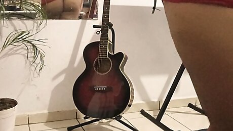 spying on my chubby girlfriend