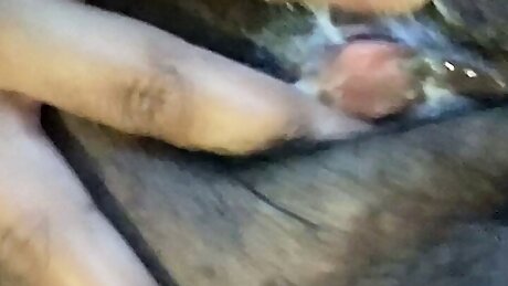 Big Clit &ndash; Rubbing My Creamy Pussy Til My Clit Throbs