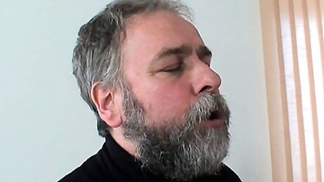 Sweet couple at home!