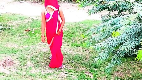 Indian Village Bhabhi Outdoor Fucking With Boyfriend &ndash; Hindi Audio Sex