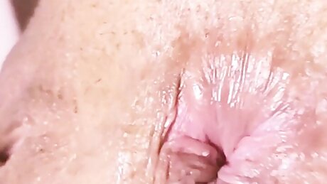 First Time Anal Gaping &ndash; Close-Up
