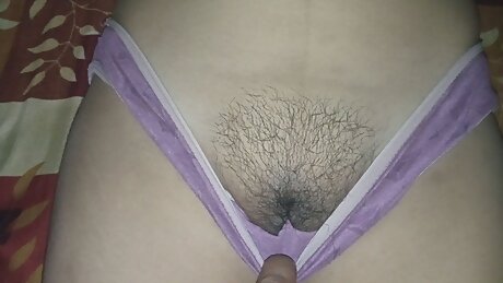 Muslim Girlfriend Sassy &ndash; Ponam Bhabi&rsquo;s Pussy