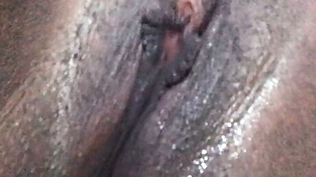 Mistresstradyb Has A Wet Pussy