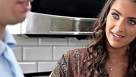 The 20 Year Old Virgin Stepbro Fucks Hot Horny Stepsister - Uma Jolie