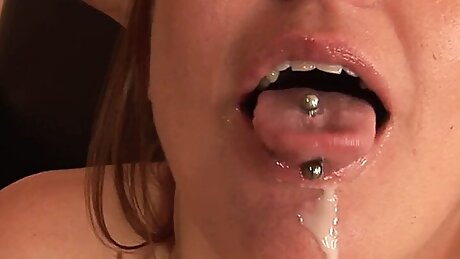 Jaylyn Rose has her creampie sucking and fucking